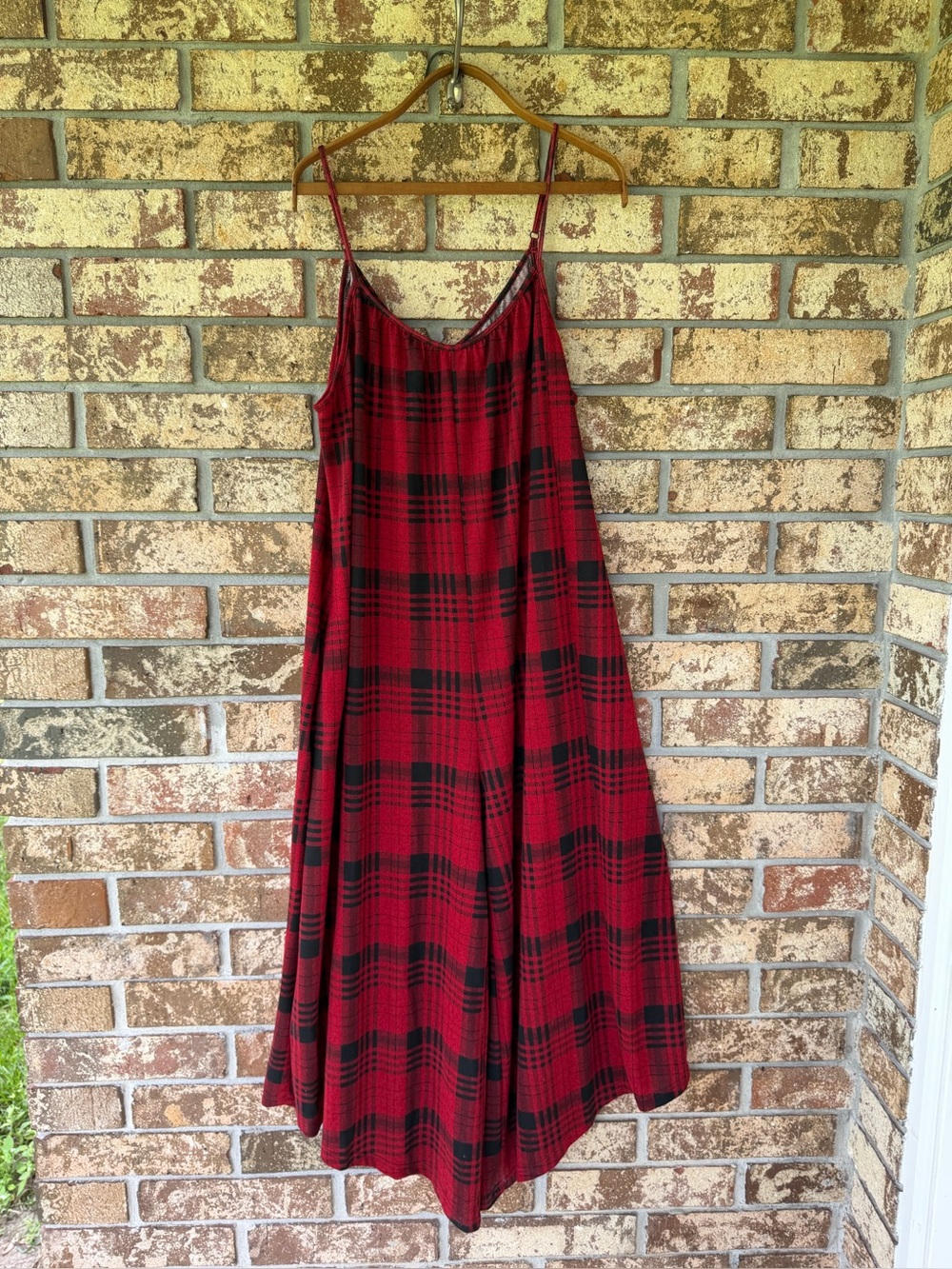 Suzanne Betro Red and Black Plaid Wide Leg Slip Jumpsuit Women’s Size XL